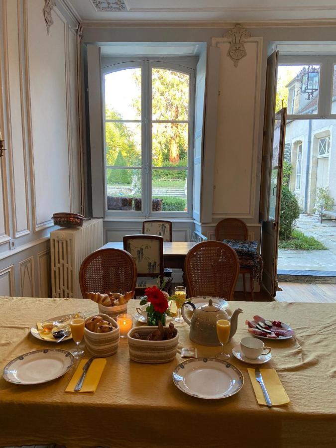 Maison Zola Bed and Breakfast Saint-Amand-Mont-Rond Exterior foto